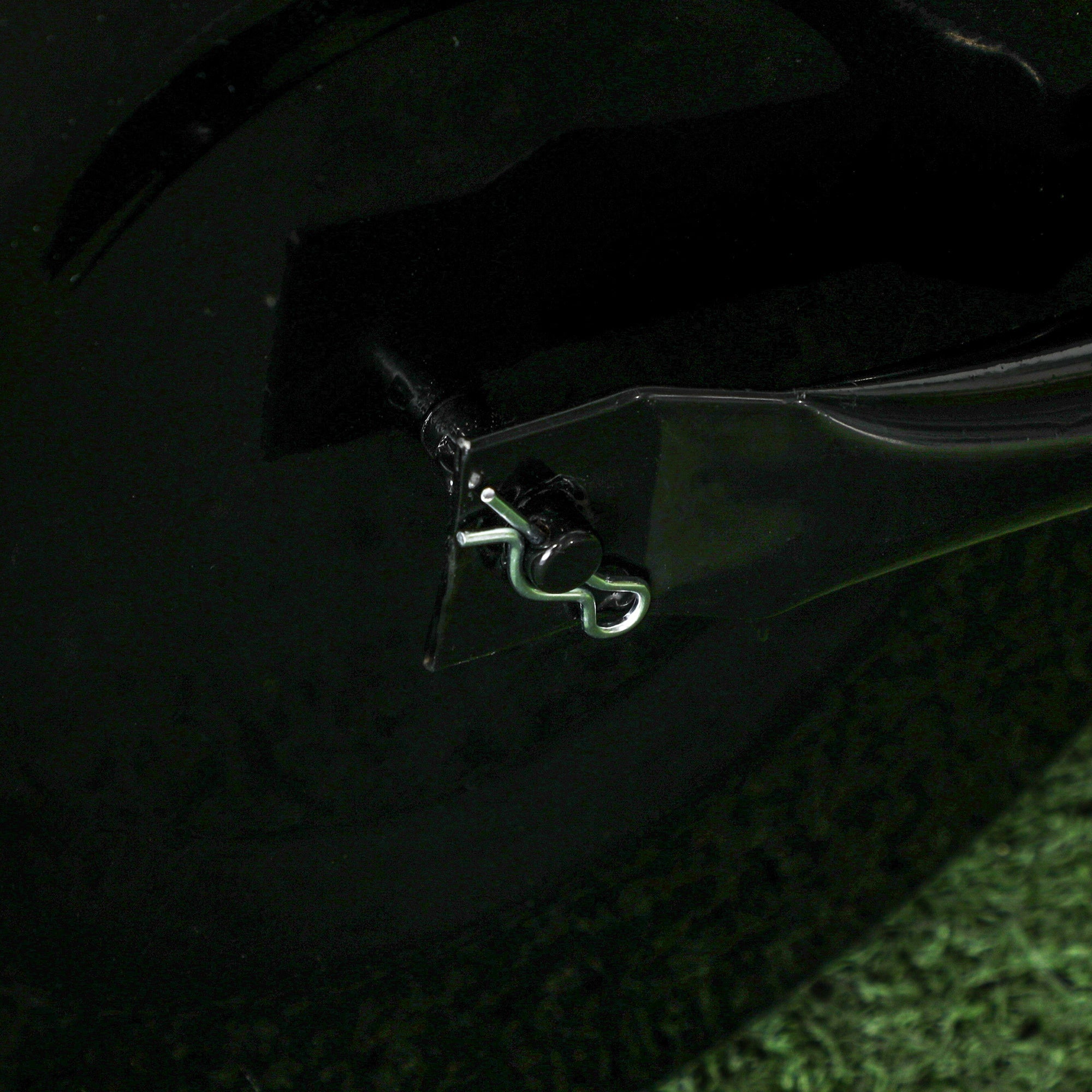 20-Inch Push Tow Behind Lawn Roller Filled With 10 Gal Water Or Sand For Flattening Sod In The Garden, Black